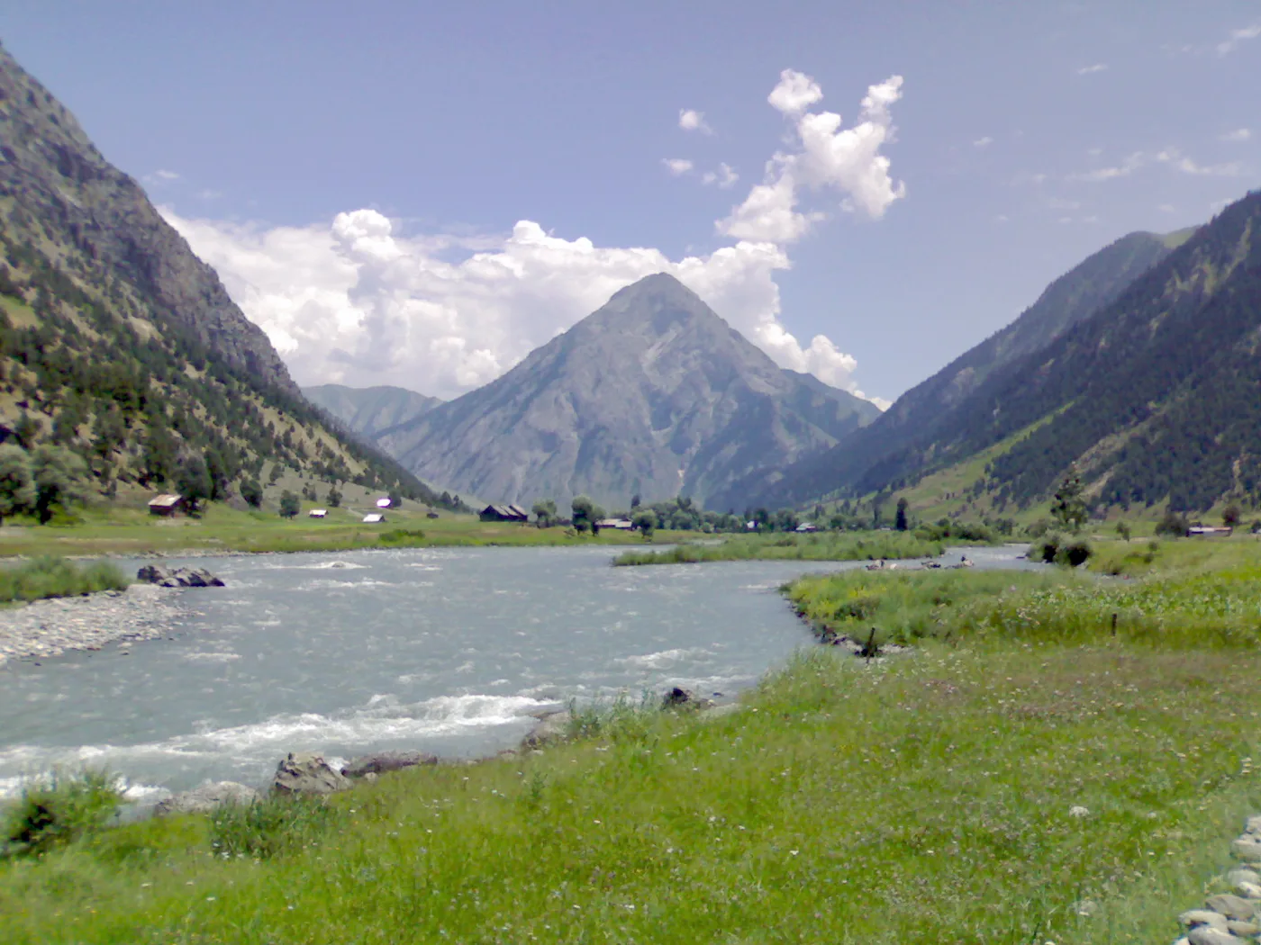Kashmir Offbeat with Gurez Valley & Sinthan Top